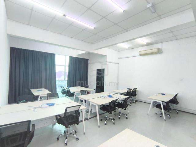 Bandar Uda Utama Office For Rent 1