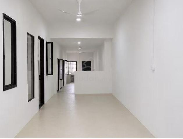 Rumah Setingkat Buluh Kasap(Berhampiran UiTM Segamat) 1