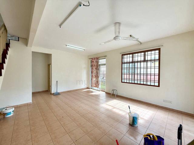 Setia Indah 5 Double Storey End lot Corner House For Sale 10ft Land 1