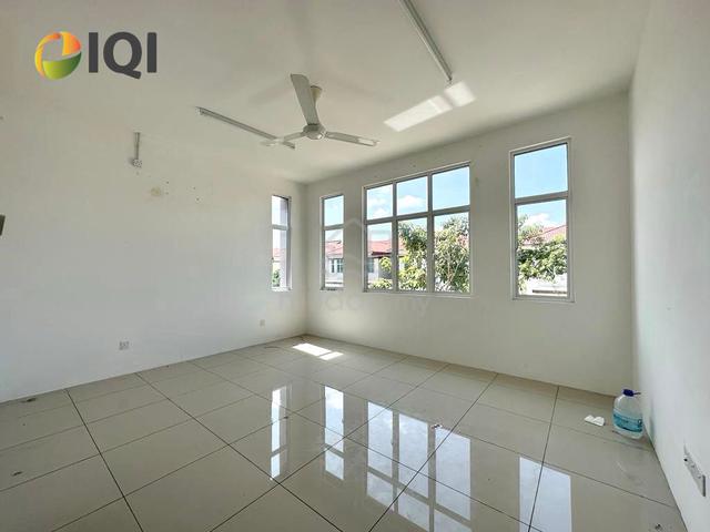 New Paint✔️2-storey Semi D for rent |Hijauan Hills @Simpang ampat 1