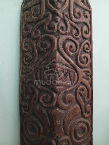 Perisai kayu terabai dayak - photo 4 of 4