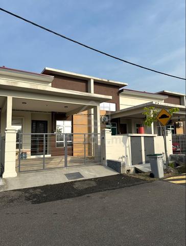 Rumah Sewa Strategic di Ayer Keroh 1