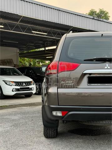 Mitsubishi PAJERO SPORT GL 2.5 (A) - 4