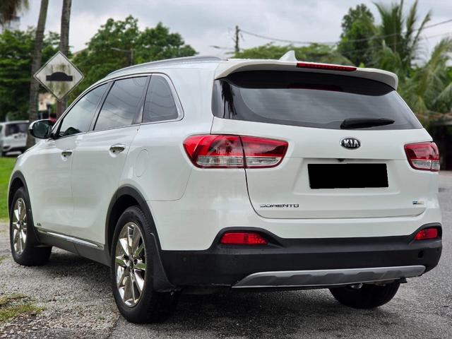 Kia SORENTO 2.2(A)UM POWER BOAT LEATHER REAR BLOWR - 4