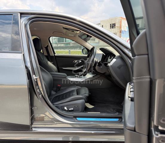 2020 Bmw 320i 2.0 SPORT (A) ( Full Service BMW ) - 4