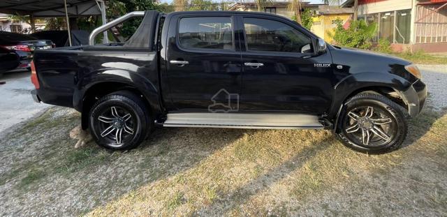 2006 Toyota HILUX 2.5 G MY05 KUN25R (A) - 1
