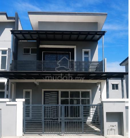 Lukut Bandar Springhill Aurora 2 Double Storey End Lot House for Rent 1