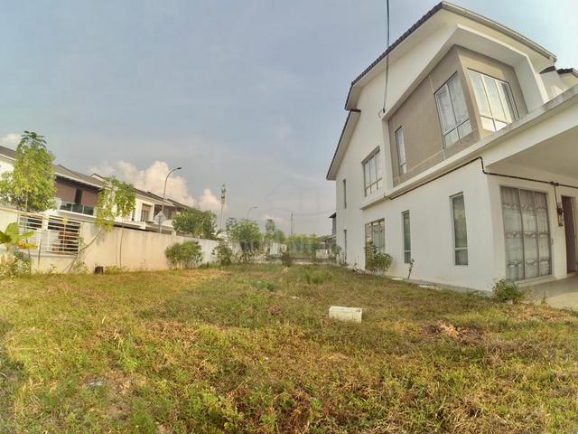 TIARA SENDAYAN Corner Lot Double Storey Terrace House 3315sqft Land 1