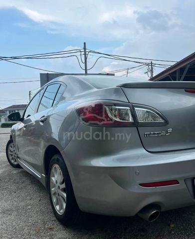 2015 Mazda 3 1.6 SPORT (A) - 3