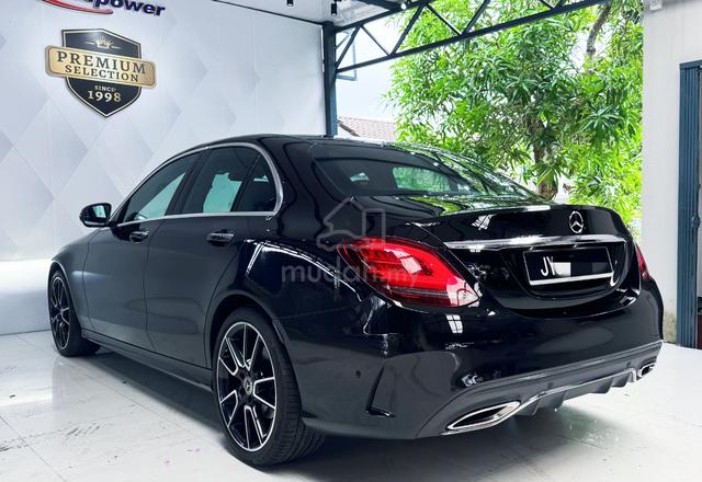 65k km 2019 Mercedes Benz C300 2.0 AMG (A) full - 2