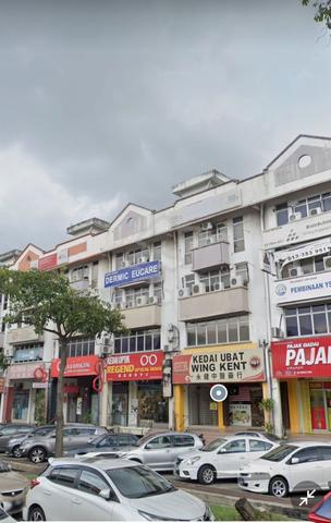 Sri Petaling Office Lot With Lift For Sale 1