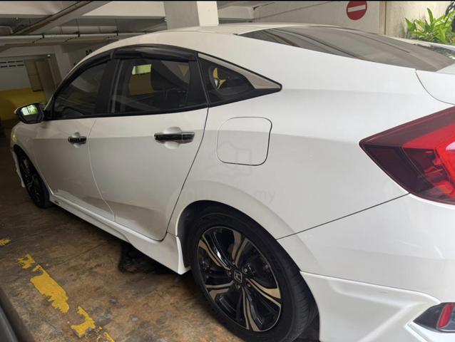 2018 Honda CIVIC 1.5 TC-PREMIUM (A) - 4
