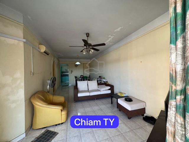 Hilltop Apartment 1