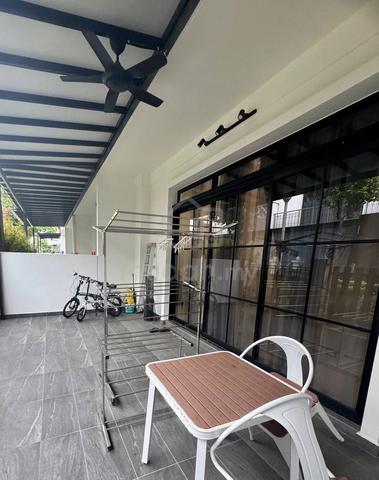 Fully Furnished House for rent @ekoflora 1