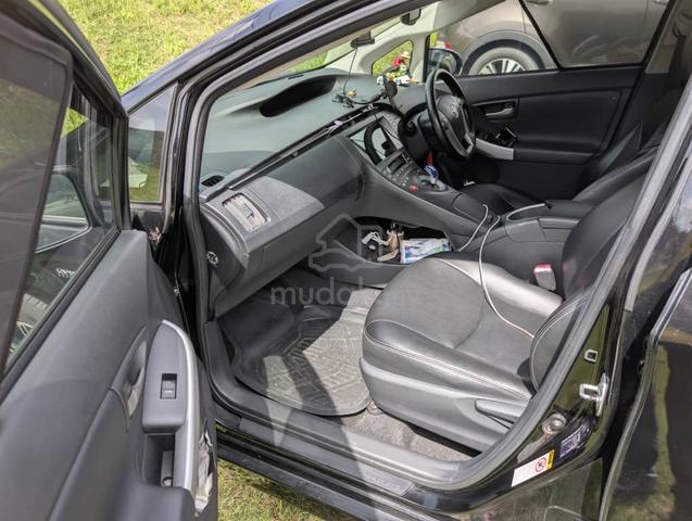 2013 Toyota PRIUS 1.8 LUXURY (HYBRID) ENHANCED (A) - 5