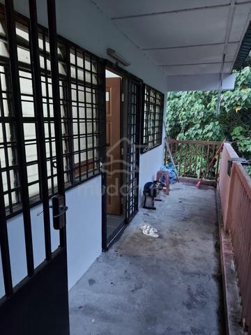 Flat- Karak, Pahang 1