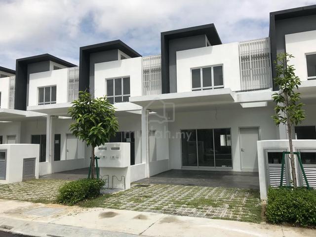Double Storey Terrace inter@Casa Green,Cybersouth Below Market Value 1