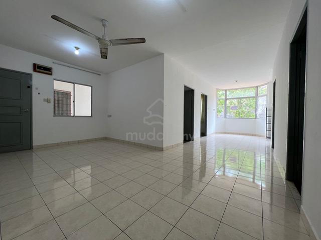 Country Heights 1