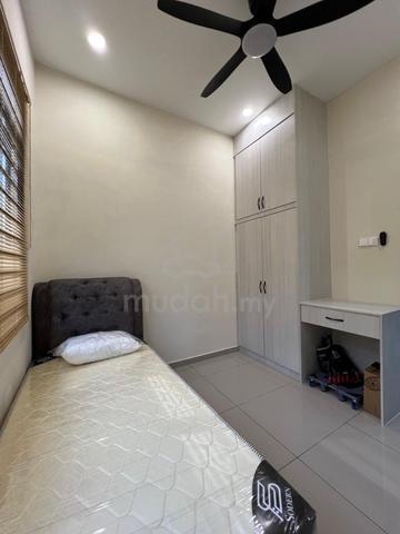 ROOM for RENT Salak Tinggi/KLIA 1