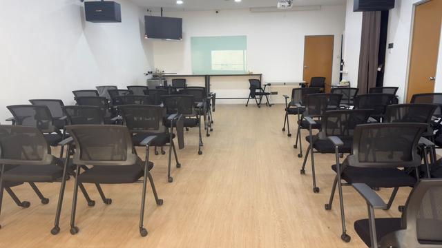 renovated office space,shoplot,retail space setia ecohill walk 1