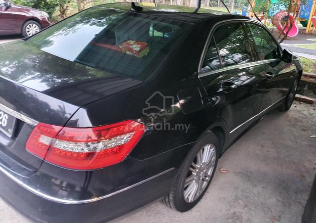 2012 Mercedes Benz E200 CGI BlueEFCY - 3