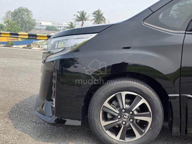 2020 Toyota NOAH 2.0 WXB (A) - 4