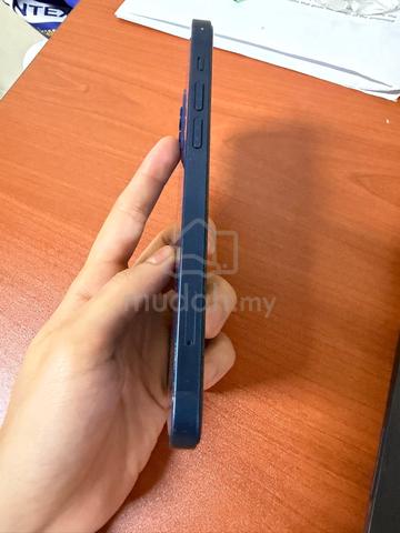 Iphone 12 - photo 5 of 6