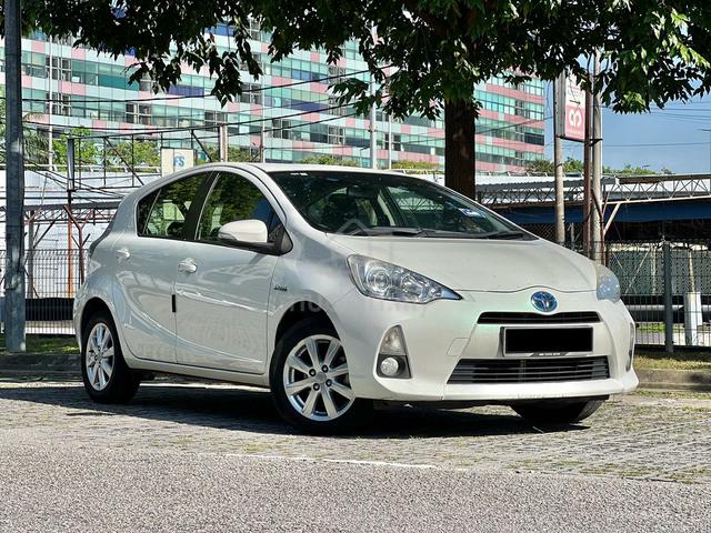 2013 Toyota PRIUS C 1.5 (HYBRID) (A) F/SERVICE REC - 1