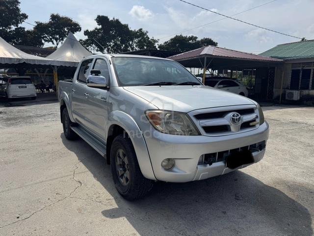 2005 Toyota HILUX 2.5 G (A) (LOAN KEDAI) - 2