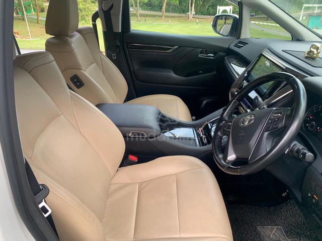 2017 Toyota VELLFIRE 2.5 Z GOLDEN EYES AGH30R (A) - 4
