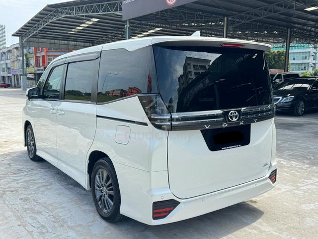 2022/25 Toyota VOXY 2.0 S-G (A) - 5