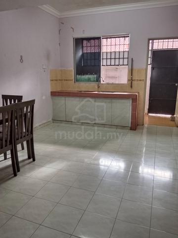 SEWA Teres 1 1/4 Taman PSJ Sungai karang 4