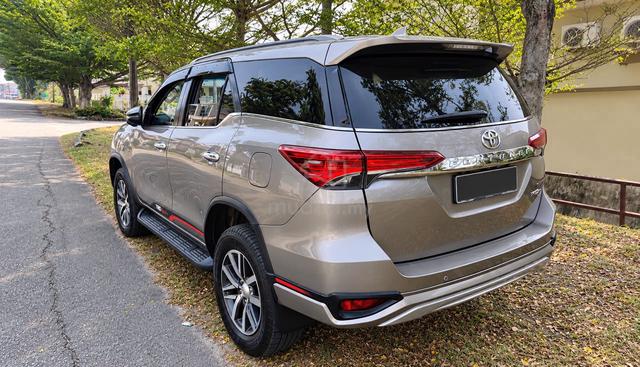 2019 Toyota FORTUNER 2.4 VRZ 4X4 2GD-FTV (A) - 2