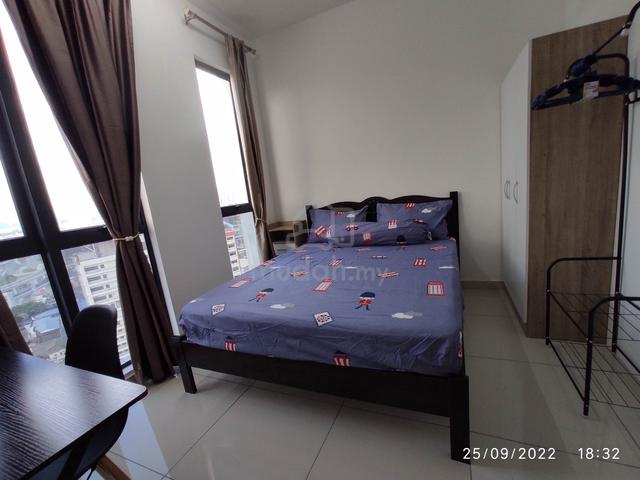 Middle Room Good View Near Chan Sow Lin MRT/LRT, Bkt Bintang, TRX KLCC 1
