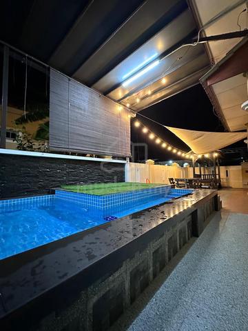 Bungalow with Private Pool, Panji 1