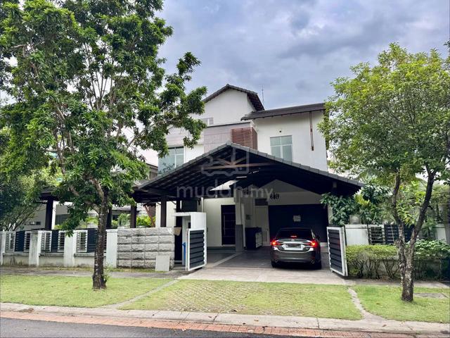 ((MOVE IN CONDITION)) Bungalow @ Laman Seri Seksyen 13, Shah Alam 1