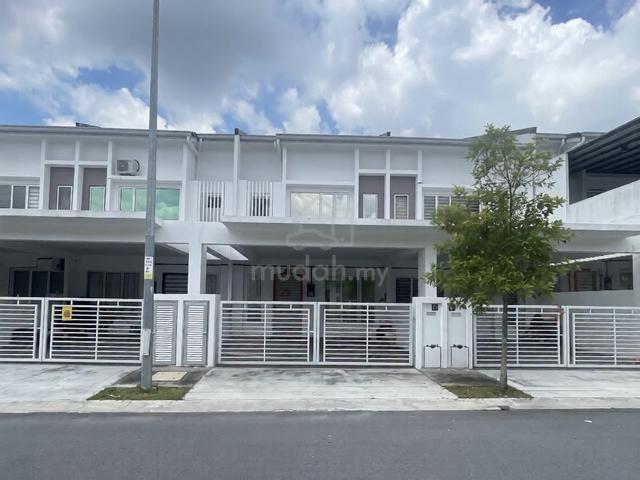sepang double storey landed 1