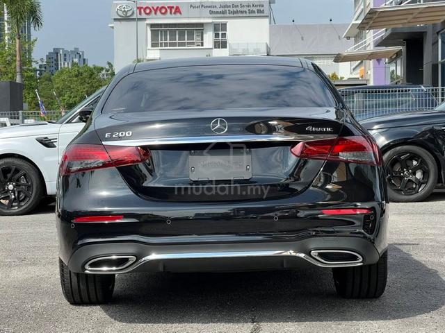 2021 Mercedes Benz E-200 Sedan AMG Line (JAPAN) - 3