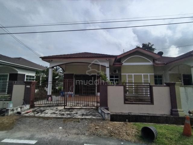 Bukit Gambir Serom 7 Single Storey Semi D For Rent 1
