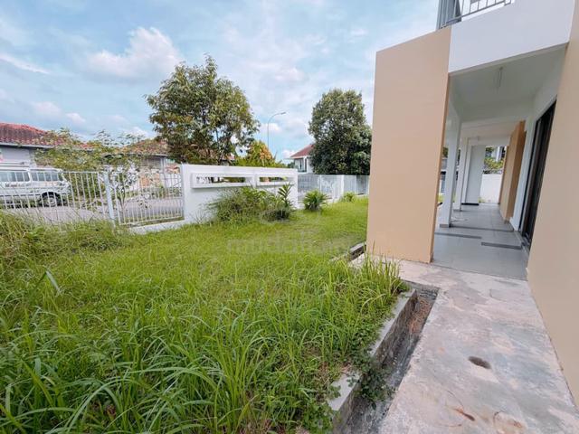 Dato Onn Perjiranan 15 Double Storey Terrace Corner House For Sale 1