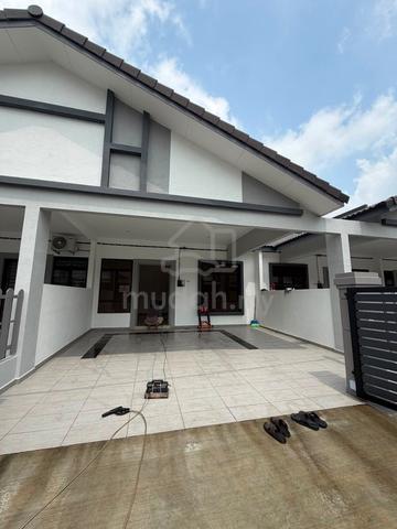 Taman Botani Parkland , Jasin📍Single Storey Terrace House 4B2B 1