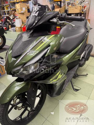 yamaha NVX  155 v2 1644  standard - photo 8 of 8