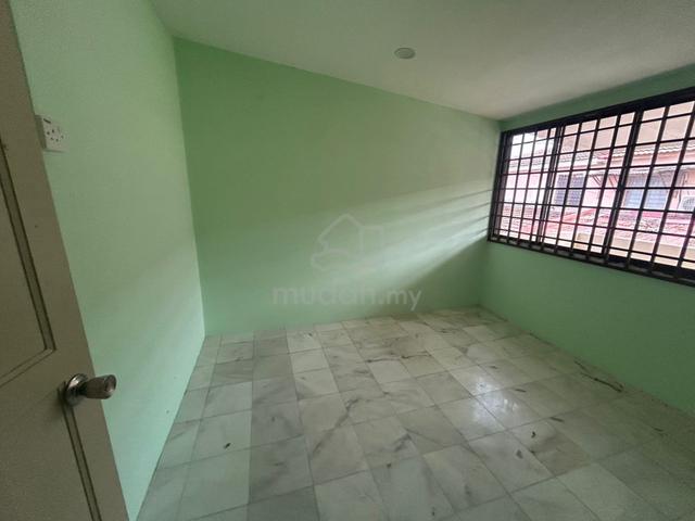 Pesara Lahat Double Storey House For Sale 1