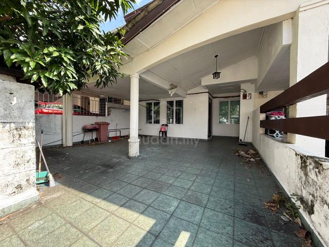 Selangor Bandar Sri Damansara 2-Storey Terraced House For Sale 1