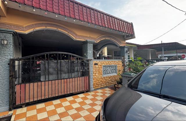 Taman Bidara Permai, Masjid Tanah 1