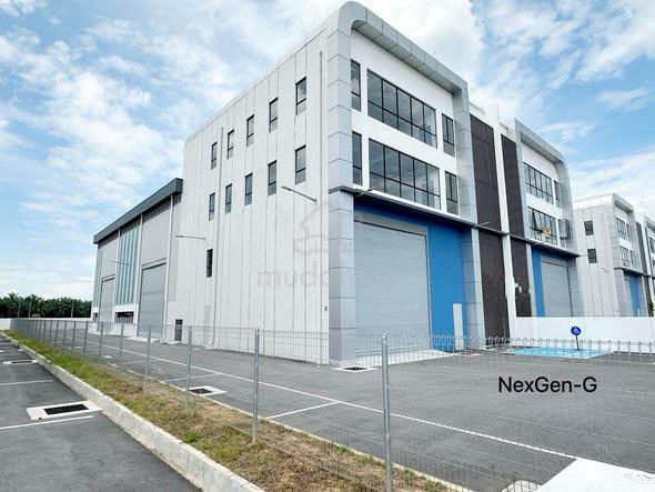 PULAU CAREY 3 Storey Semi Detached Factory 75x125 With Lift 300Amp CCC 1