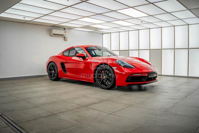 2018 Porsche 718 CAYMAN GTS 2.5 w/ Full Options - 2