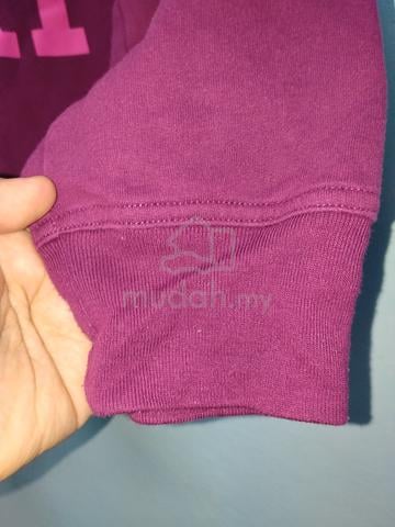 tshirt  - photo 2 of 3