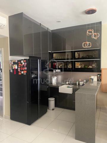 3 storey terrace house at Tiara South, Semenyih 1