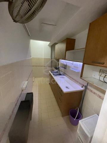 Red Ruby Apartment 3